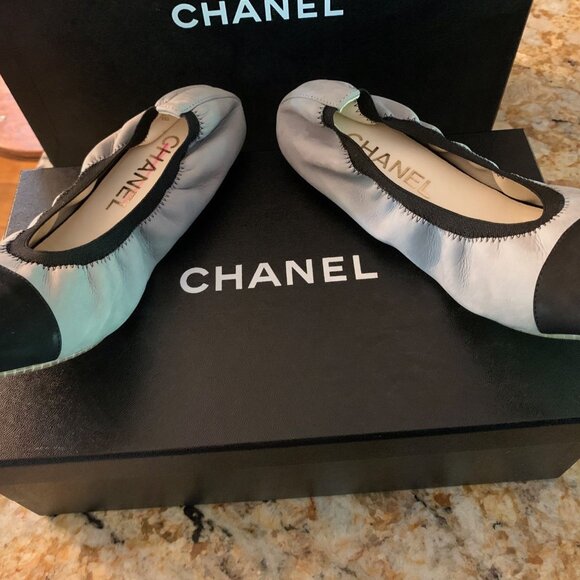 CHANEL Shoes - Chanel Flats Gray and Black